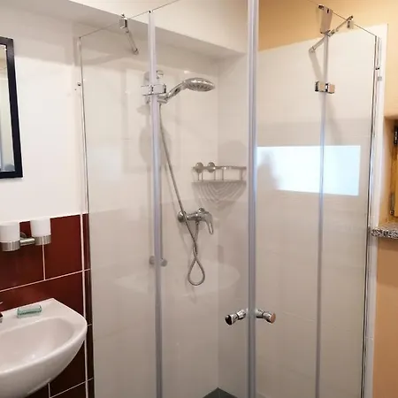 Max Apartment