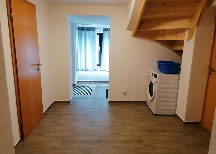 Max Apartment